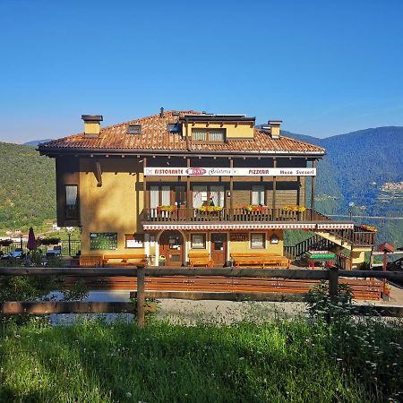 Maso Sveseri Montesover Bagian luar foto