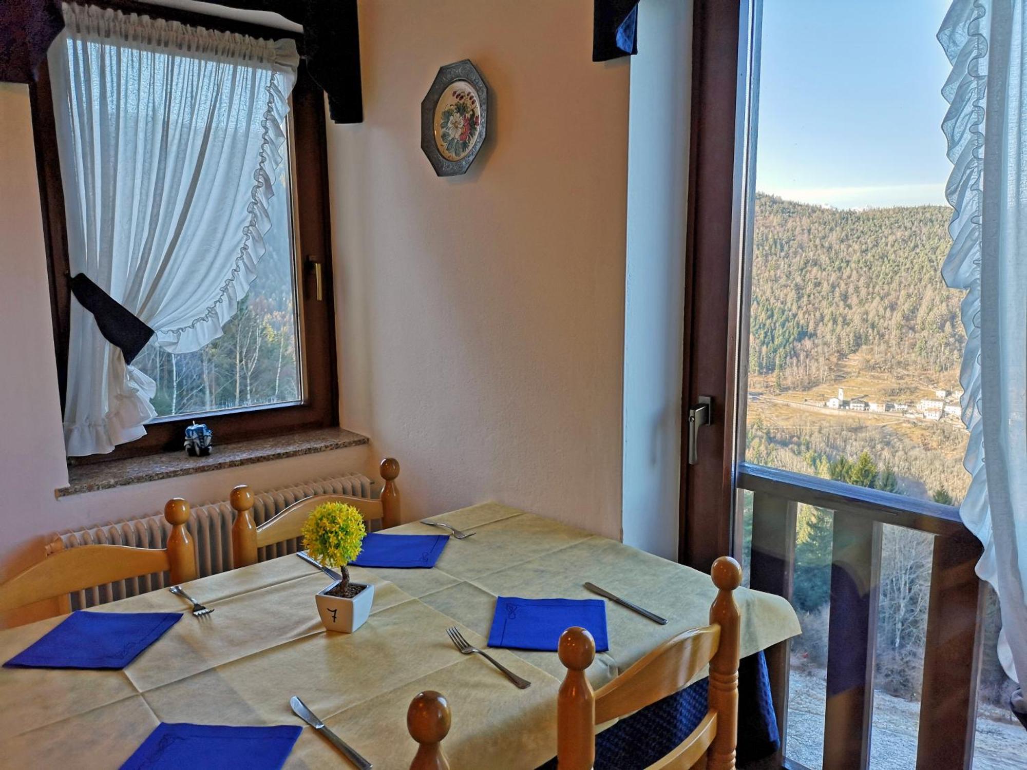 Maso Sveseri Montesover Bagian luar foto